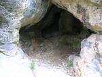 2010-05-22 Höhle im Petersberg (Ternitz-Dunkelstein, NÖ)